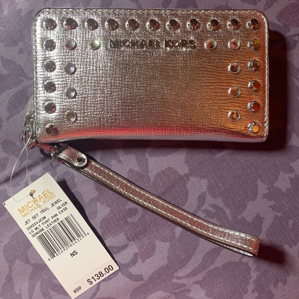 So Shiny! - Picture 1 of 8